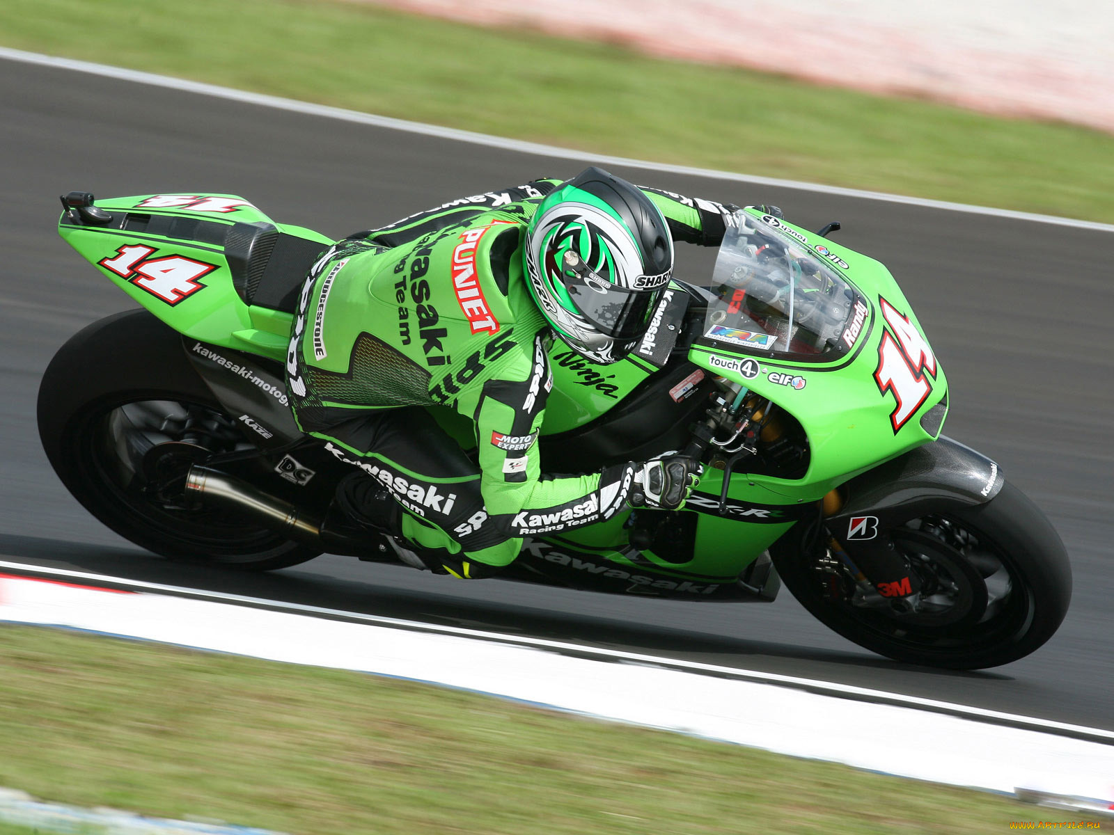 Кавасаки на английском. Kawasaki ZX RR 2007. Kawasaki MOTOGP. MOTOGP 2007 Kawasaki. Кавасаки формула 1.